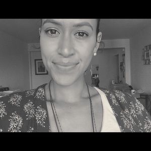 Meet your Posher, Lauren